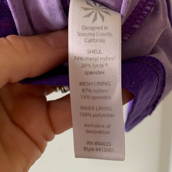 Athleta energy bright purple medallion print tank top - Picture 4 of 6